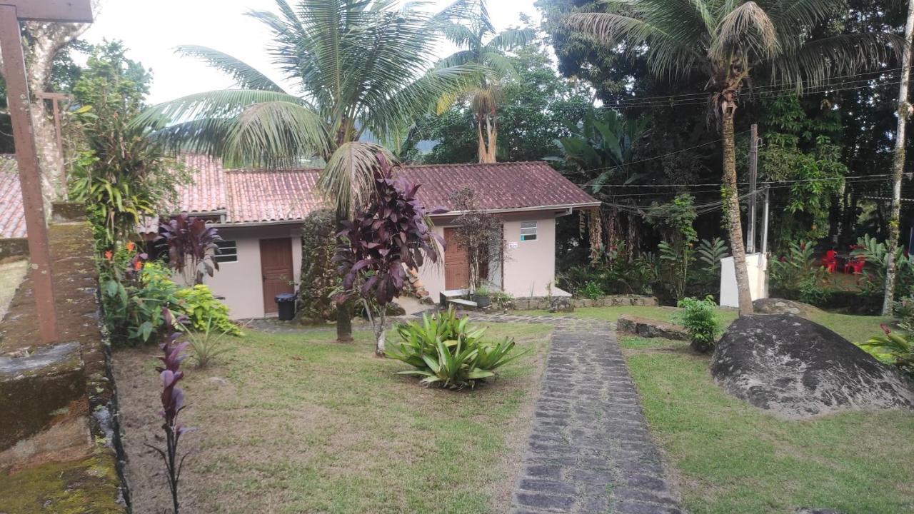 Guest house Carioca Prumirim *